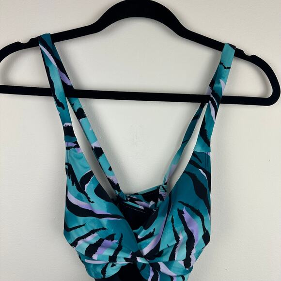 NWT Cupshe Womens Crossback Ruched One Piece Black/Teal Bathing Swimsuit Small - Picture 3 of 11